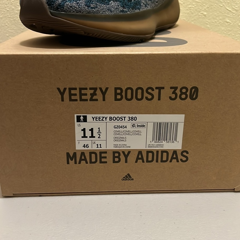Yeezy boost 380 - Picture 2 of 2